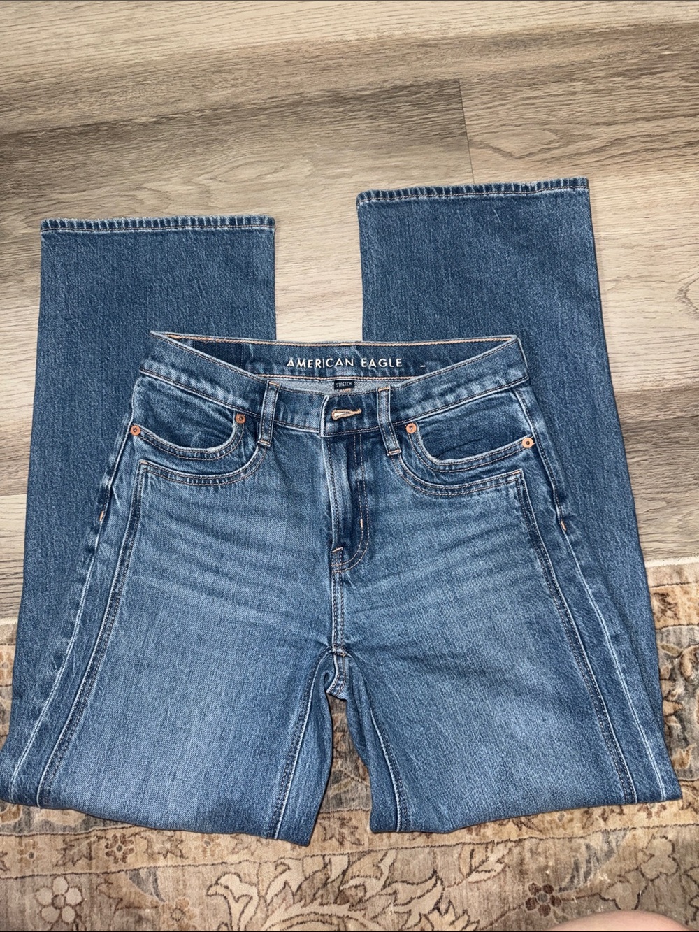 American Eagle Outfitters Women's Medium Blue Straight-Leg Jeans